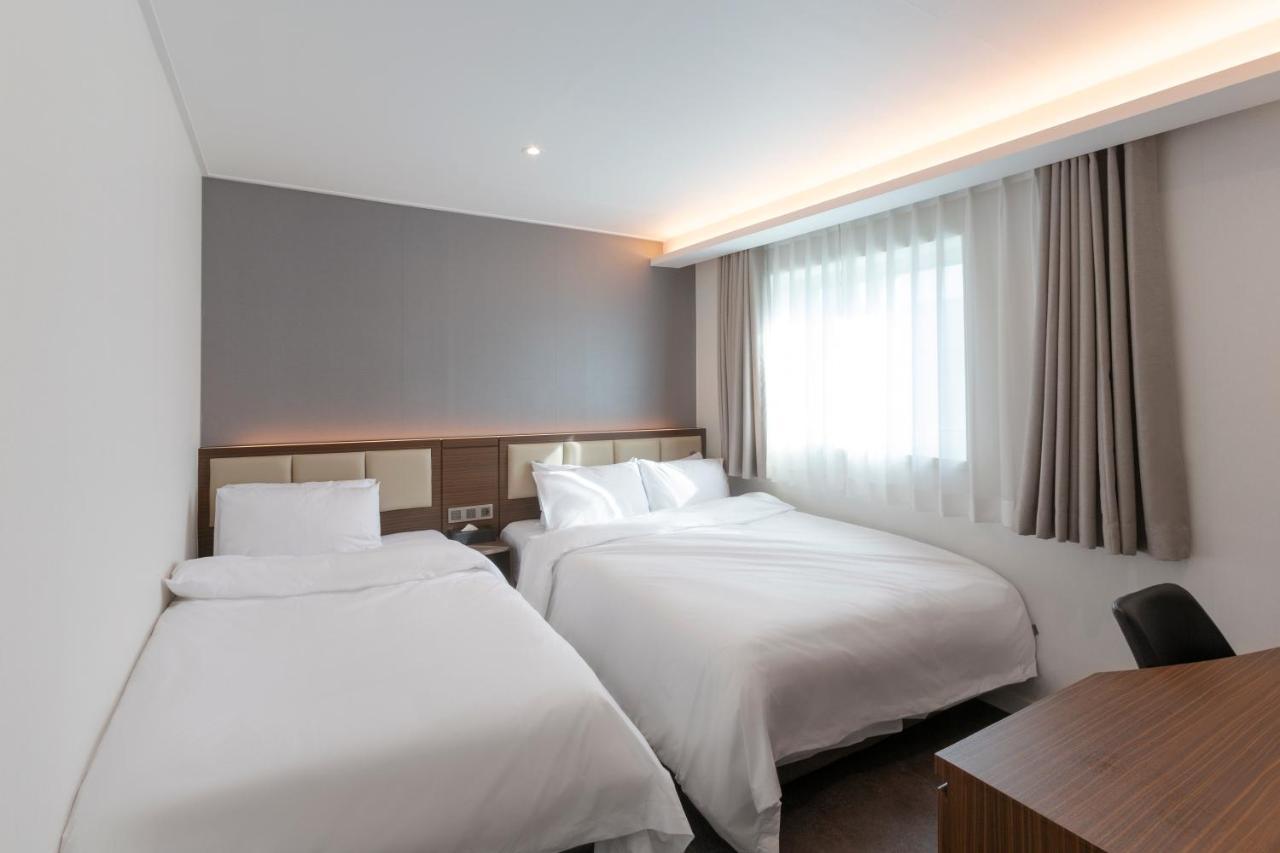 Busan Lounge 26 Hotel Buitenkant foto
